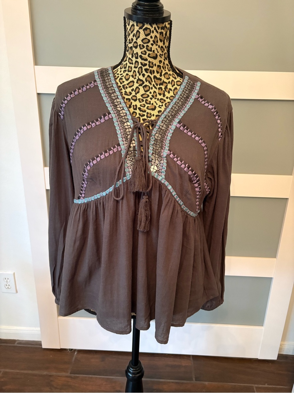 Bohemian Embroidered Tie-Front Tassel Tunic Top in Gray